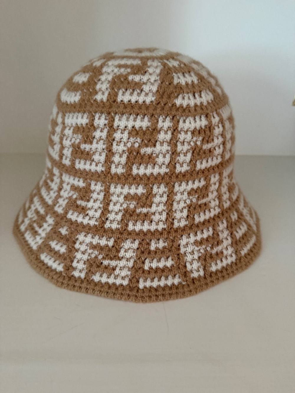 Fendi cashmere hat